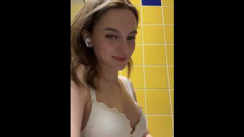 Media: _angelari_ Stripchat 2024-10-10 23:04:00