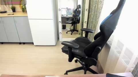 Media: b_bonya_m Stripchat 2024-10-10 11:49:00