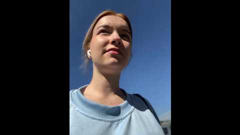 Media: baby_tiny Stripchat 2024-10-10 08:43:00