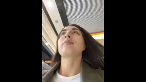 Media: holly_play Stripchat 2024-10-10 14:14:00