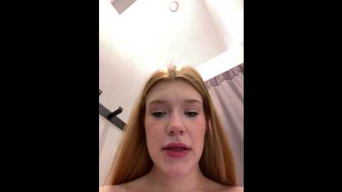 Media: honey___hot Stripchat 2024-10-10 15:30:00