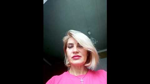 Media: jennyomay Stripchat 2024-10-10 04:52:00