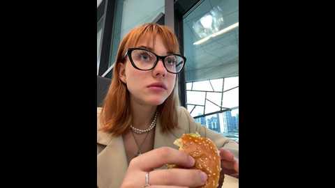 Media: lexy__fox Stripchat 2024-10-10 10:18:00