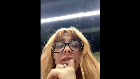 Media: lexy__fox Stripchat 2024-10-10 11:58:00