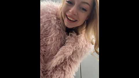 Media: melissa_grr Stripchat 2024-10-10 12:24:00
