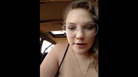 Media: rinaboobs90j Stripchat 2024-10-10 08:23:00