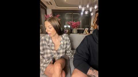 Media: sexonmylvl Stripchat 2024-10-10 21:27:00