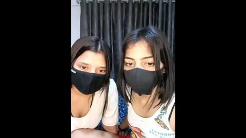Media: tannu_tanya Stripchat 2024-10-10 19:02:00