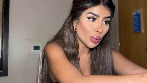 Media: arabicbarbie Stripchat 2024-10-11 22:16:00