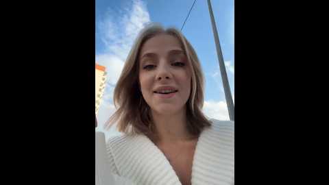 Media: caseystar Stripchat 2024-10-11 04:55:00
