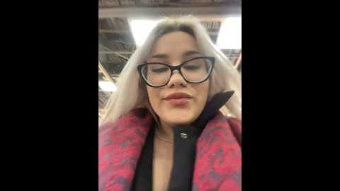 Media: charming_evaa Stripchat 2024-10-11 08:08:00