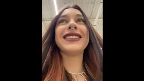 Media: cherry____pie Stripchat 2024-10-11 14:58:00