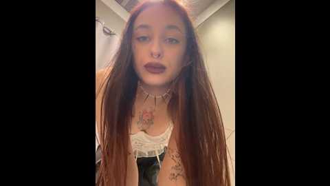 Media: cherry____pie Stripchat 2024-10-11 15:37:00