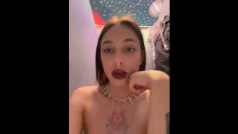 Media: cherry____pie Stripchat 2024-10-11 16:35:00