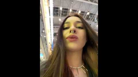 Media: cherry____pie Stripchat 2024-10-11 17:07:00
