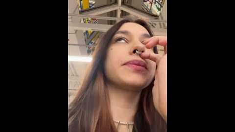 Media: cherry____pie Stripchat 2024-10-11 18:38:00