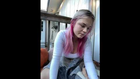 Media: cutiepiespanks Stripchat 2024-10-11 22:11:00