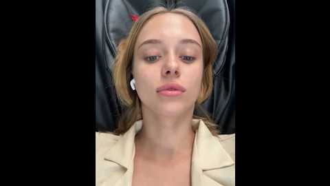 Media: enjoy_my_beauty Stripchat 2024-10-11 06:35:00
