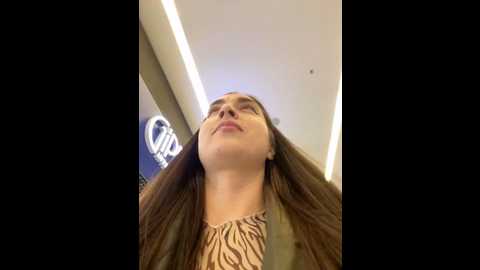 Media: holly_play Stripchat 2024-10-11 10:22:00
