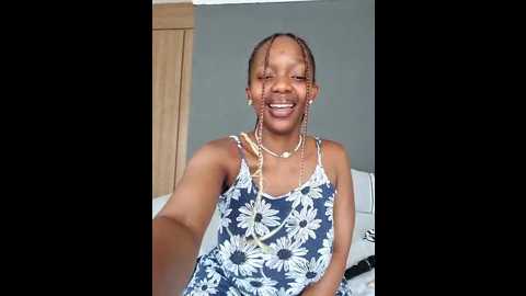 Media: jazmine_blue Stripchat 2024-10-11 06:16:00