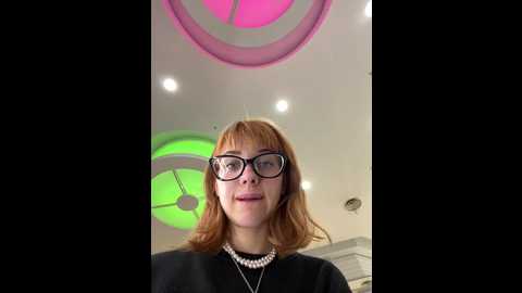 Media: lexy__fox Stripchat 2024-10-11 10:28:00