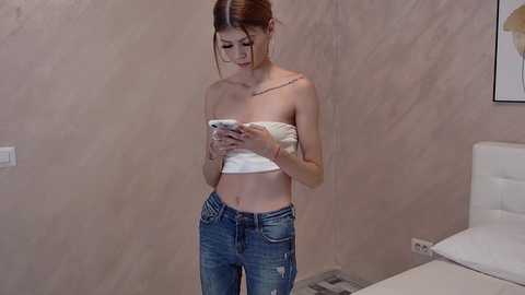 Media: sierra_halle Stripchat 2024-10-11 17:52:00