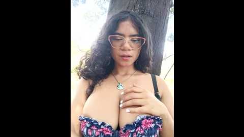 Media: simone_miller Stripchat 2024-10-11 17:39:00