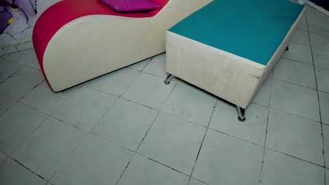 Media: sweet_nikki_2 Stripchat 2024-10-11 06:06:00