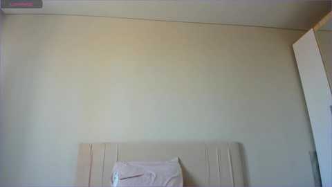 Media: sweety_vikky Stripchat 2024-10-11 03:05:00