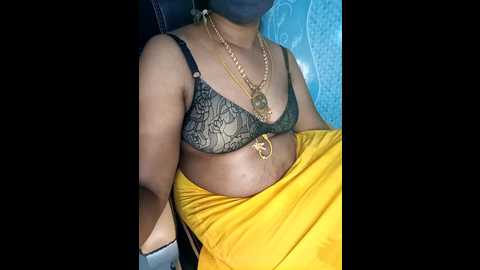 Media: tamil_hotwife Stripchat 2024-10-11 06:41:00