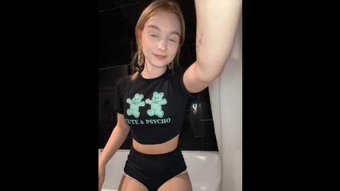 Media: baby_tiny Stripchat 2024-10-12 14:54:00