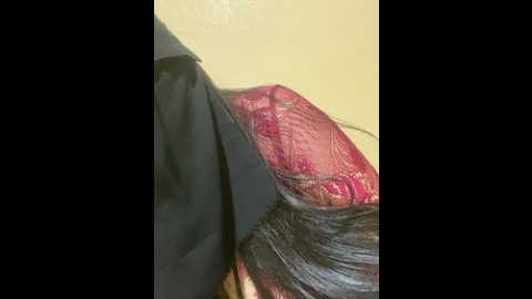 Media: cameelia Stripchat 2024-10-12 00:37:00
