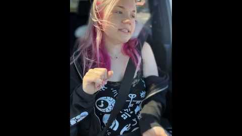 Media: cutiepiespanks Stripchat 2024-10-12 15:27:00