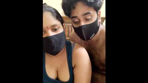 Media: ind_couple1 Stripchat 2024-10-12 02:09:00