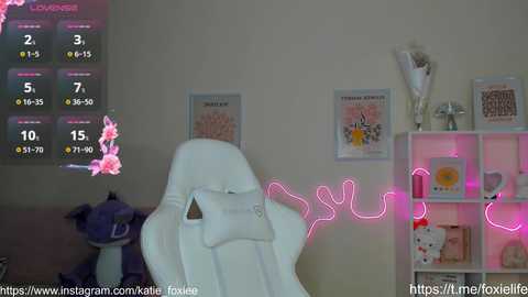 katie_foxie @ stripchat on 20241012