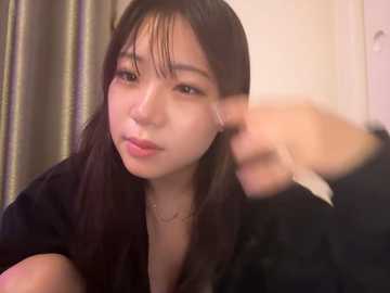 riri__oo @ stripchat on 20241012