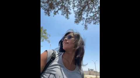 Media: sexi_noemi Stripchat 2024-10-12 16:53:00