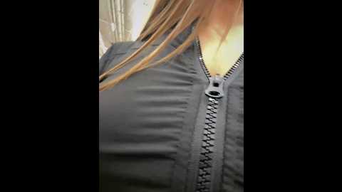 Media: syka0001 Stripchat 2024-10-12 13:02:00