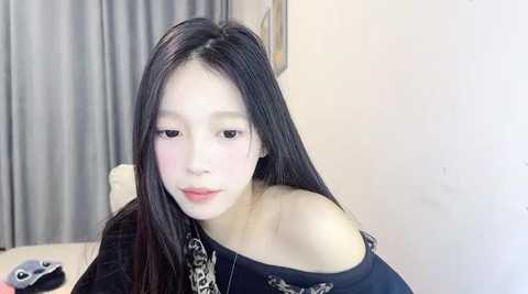 bella_175 @ stripchat on 20241013