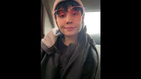 Media: bigbabykiki Stripchat 2024-10-13 13:30:00