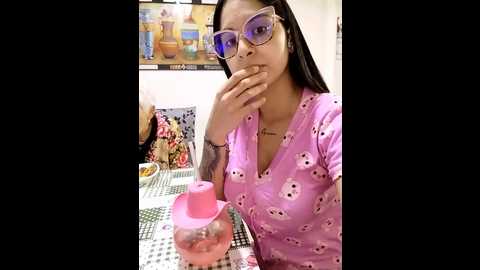 Media: charlotte_stevenss_ Stripchat 2024-10-13 18:54:00