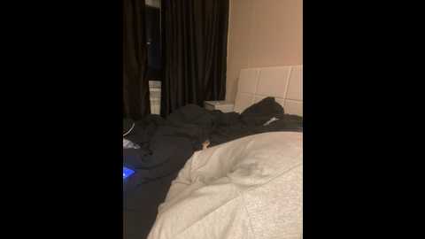 charming_evaa @ stripchat on 20241013