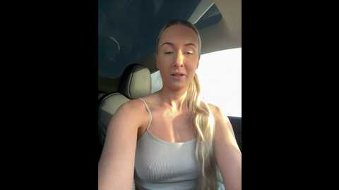 Media: cutieemy Stripchat 2024-10-13 15:23:00
