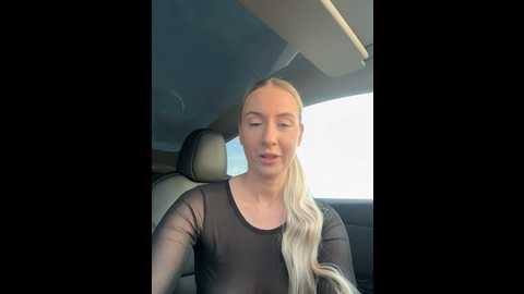 Media: cutieemy Stripchat 2024-10-13 16:00:00
