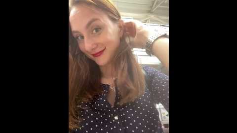 Media: dina_tease Stripchat 2024-10-13 11:35:00