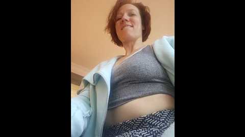 Media: exhibitionsplit Stripchat 2024-10-13 08:04:00