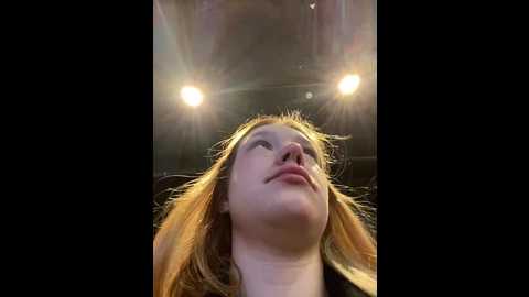 Media: honey___hot Stripchat 2024-10-13 14:00:00
