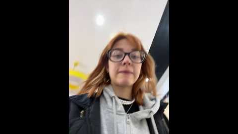 Media: lexy__fox Stripchat 2024-10-13 14:31:00