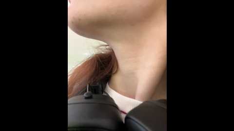 Media: lily__belle Stripchat 2024-10-13 16:37:00