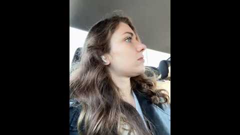 Media: mariid Stripchat 2024-10-13 07:48:00